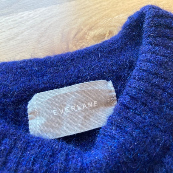 Everlane Oversized Alpaca Crew Sweater Blue EUC - Picture 4 of 9